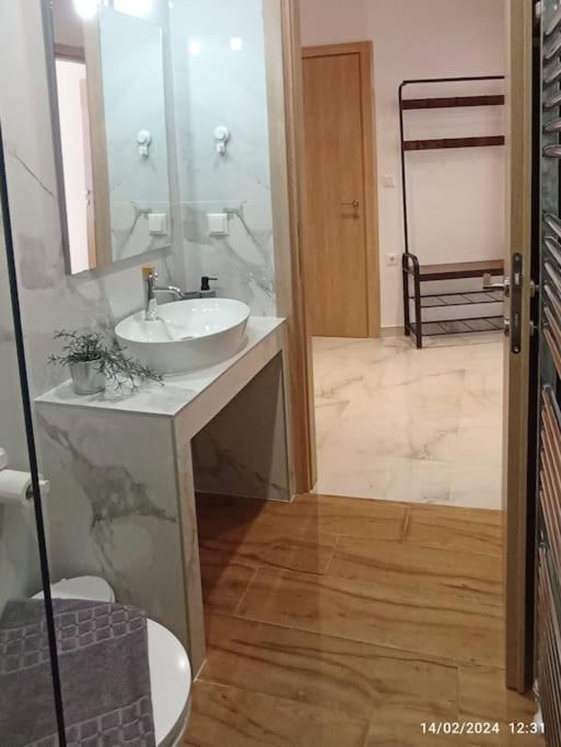אדסה N&S Apartment A מראה חיצוני תמונה
